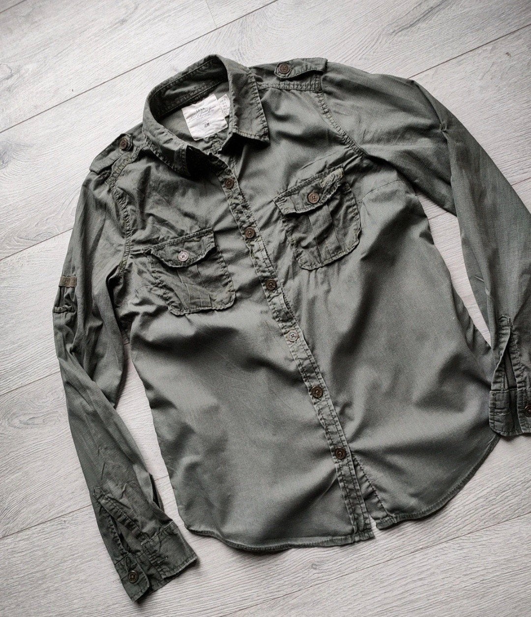 H&M Stoer Kaki Groen Overhemd Blouse Maat 38, Maat 38/40 (M), H&M, Ophalen of Verzenden, Gedragen
