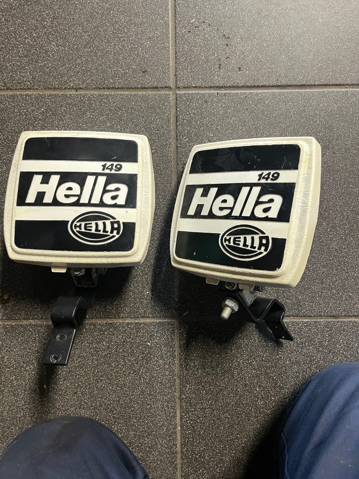 Hella 149 schijnwerpers met cover. In nieuw staat., Ophalen of Verzenden, Nieuw