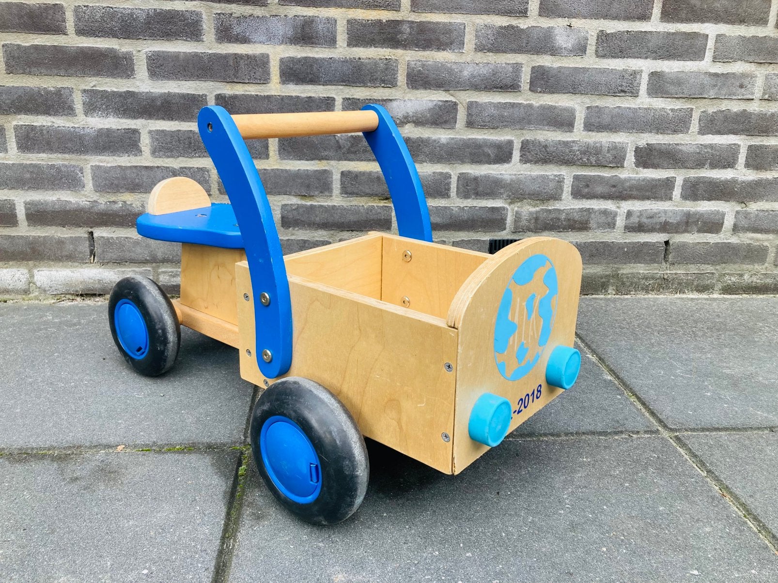 Houten loopfiets / bakfiets