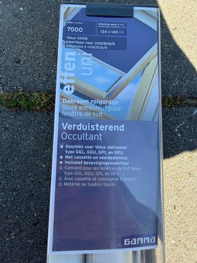 Dakraam rolgordijn, Ophalen, Zo goed als nieuw, Overige kleuren