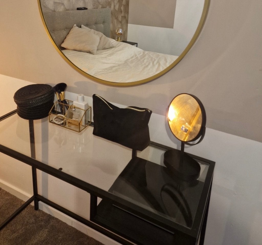 Kaptafel/sidetable, Ophalen, 100 tot 150 cm, Zo goed als nieuw, Glas