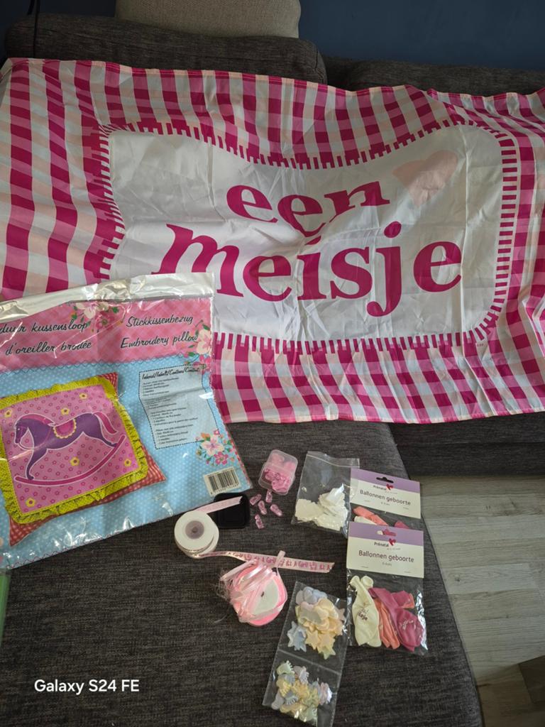 Geboorte decoratie pakket meisje - bord, ballonnen, lint, Kinderen en Baby's, Ophalen of Verzenden