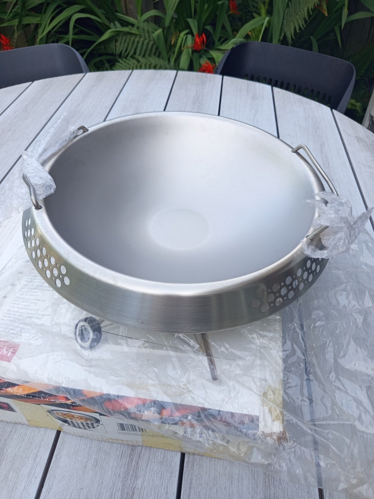 Weber wokpan 47cm nieuw in doos., Ophalen of Verzenden, Nieuw, WEBER BBQ