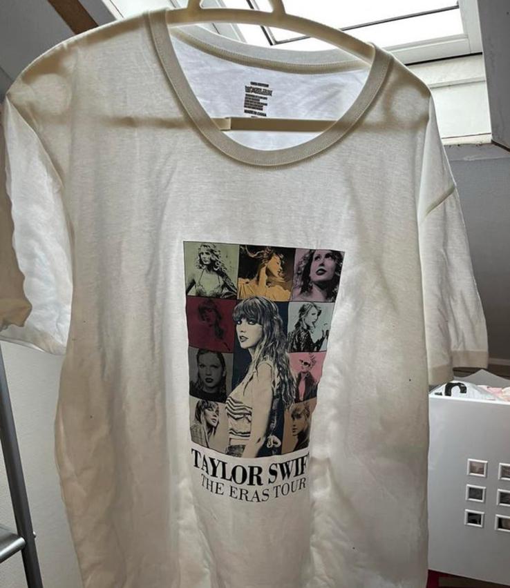 Shirt Taylor Swift Eras Tour. Nieuw, Ophalen of Verzenden, Nieuw, Maat 46/48 (XL) of groter, Korte mouw