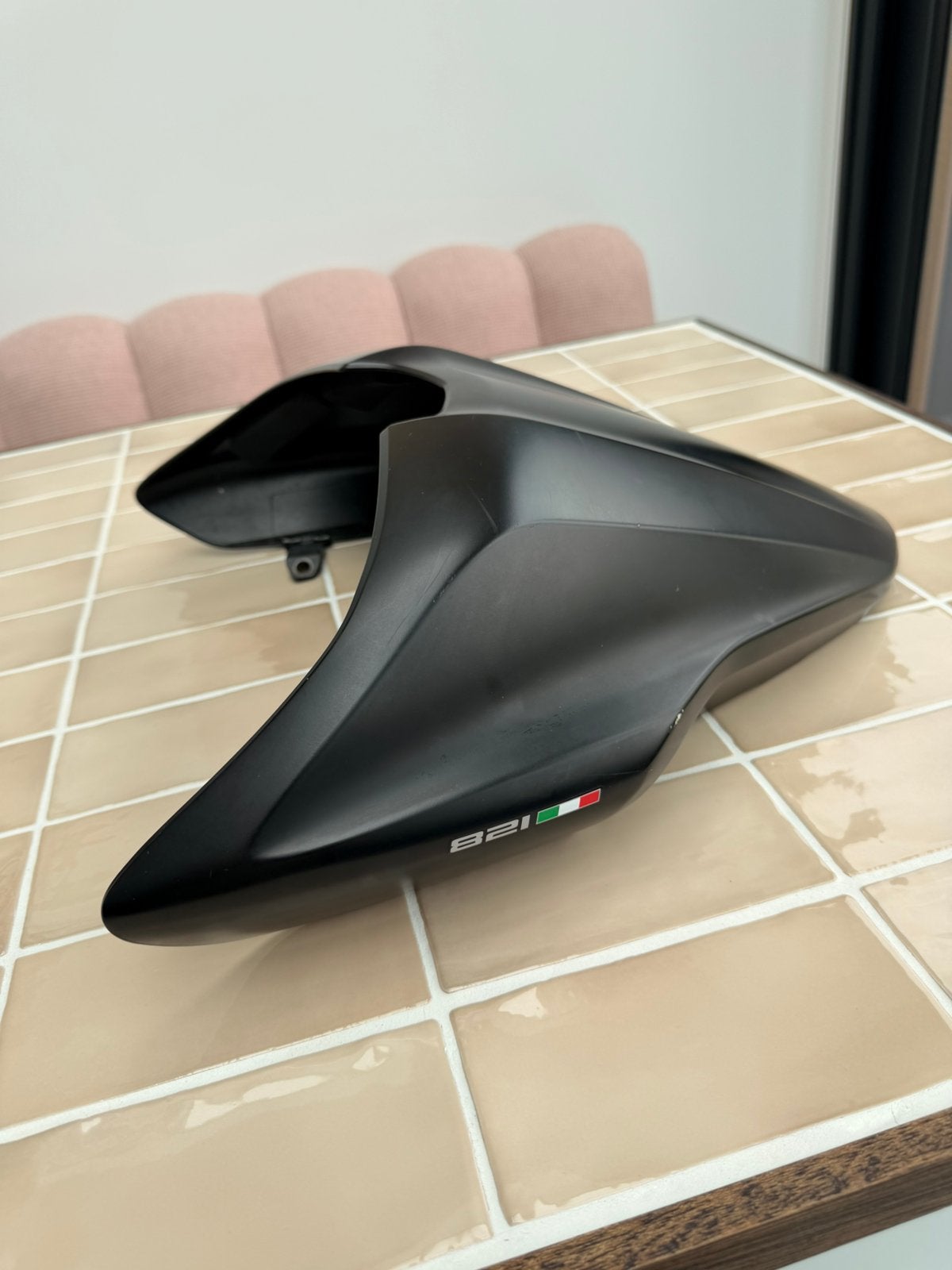 Ducati seat cover monster 821 dark orgineel zwart, Motoren, Onderdelen | Ducati, Ophalen of Verzenden, Gebruikt