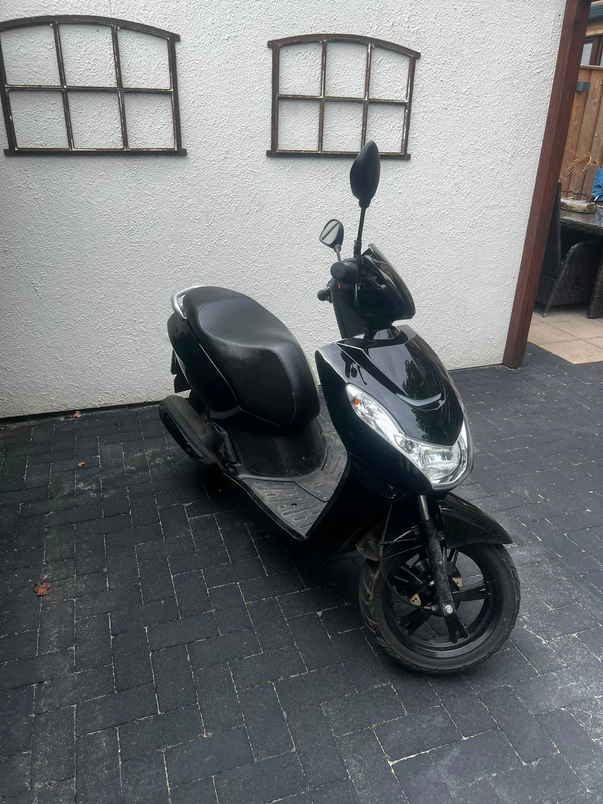 Peugeot Kisbee Scooter - Zwart, Goede Staat, Fietsen en Brommers, Scooters | Peugeot, Ophalen, Gebruikt, Overige modellen, Maximaal 45 km/u