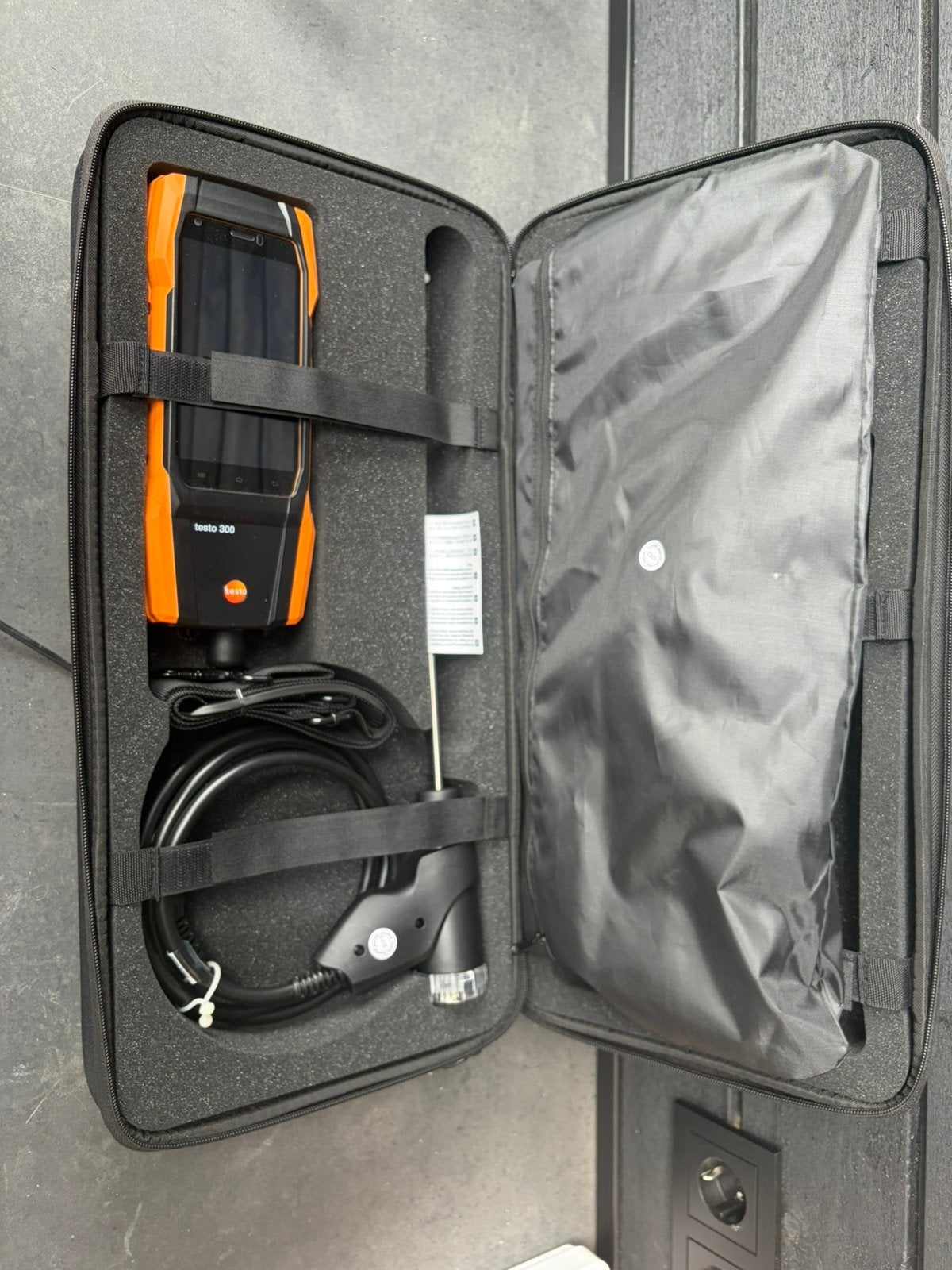 Testo 300 rookgasanalyse meter, Ophalen, Nieuw