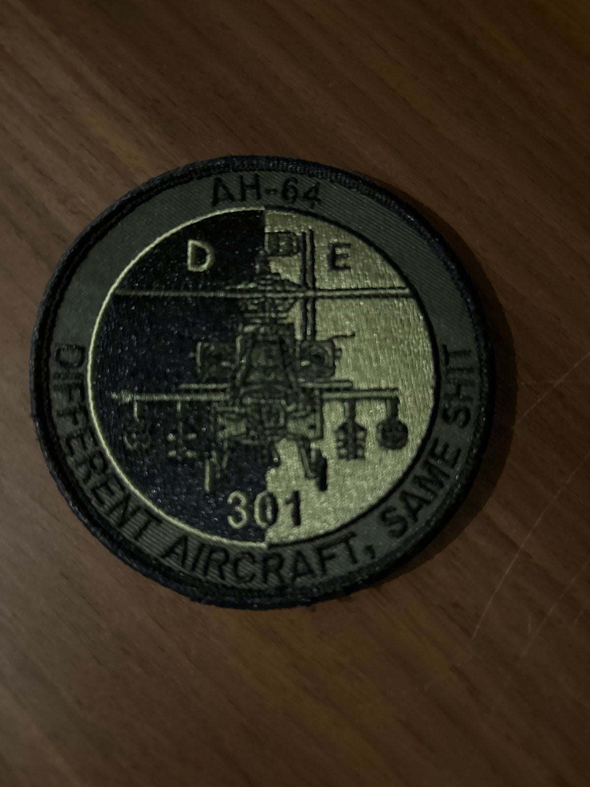 AH-64 Apache Patch - Militaire Verzamelobject, Verzenden, Zo goed als nieuw