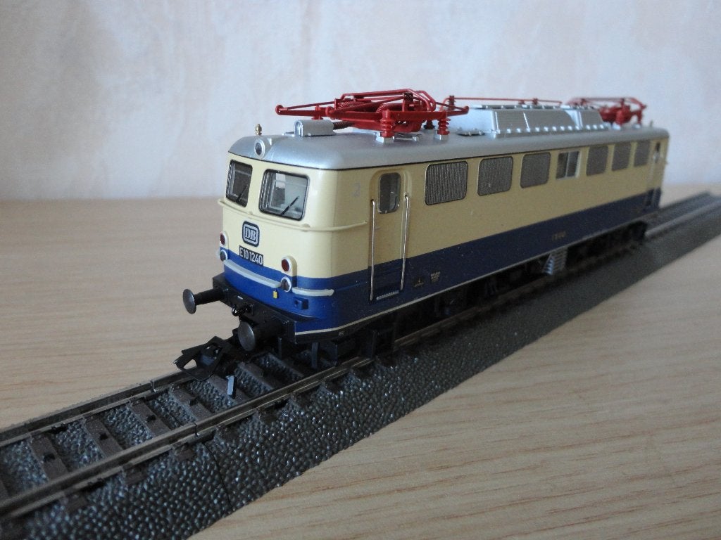 Märklin 37106: E-locomotief E 10 DB "Rheingold" (schaal HO), Wisselstroom, Locomotief, Nieuw, Ophalen of Verzenden