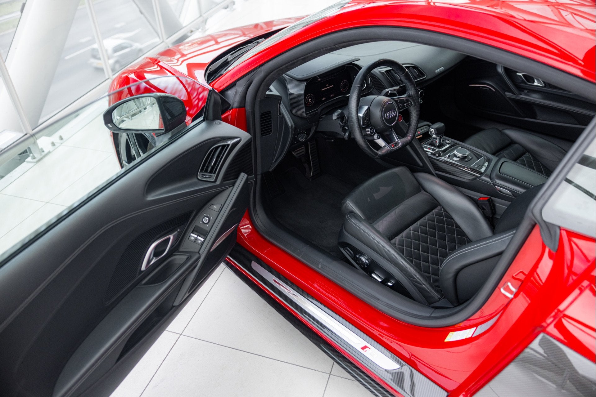 Audi R8 5.2 V10 | Performance | Quattro | Carbon | S Tronic, Auto's, Audi, Automaat, Gebruikt, 5204 cc, Leder