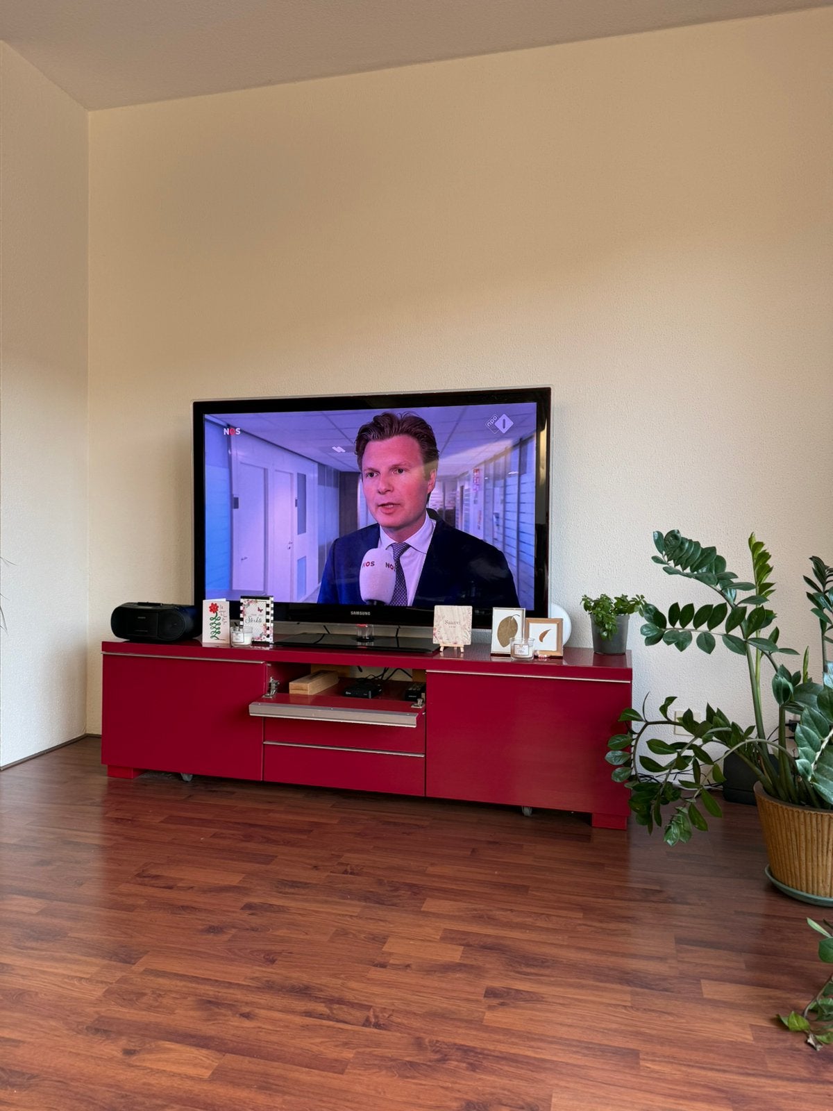 IKEA tv meubel, Ophalen, Zo goed als nieuw, 25 tot 50 cm, Minder dan 100 cm