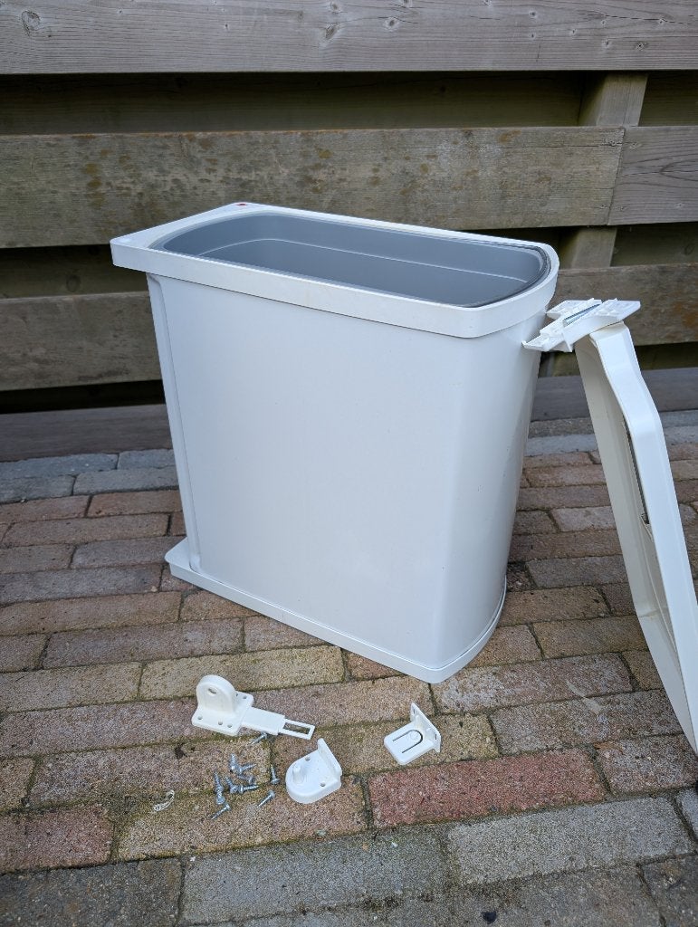 Hailo Uno witte inbouw prullenbak 18 liter, Kunststof, Gebruikt, Ophalen of Verzenden, 5 – 50