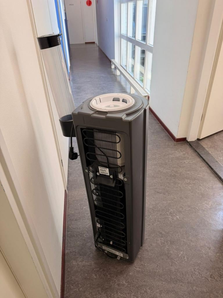 Waterkoeler met bekerhouder - Gebruikt, Ophalen of Verzenden, Gebruikt, Waterkoeler