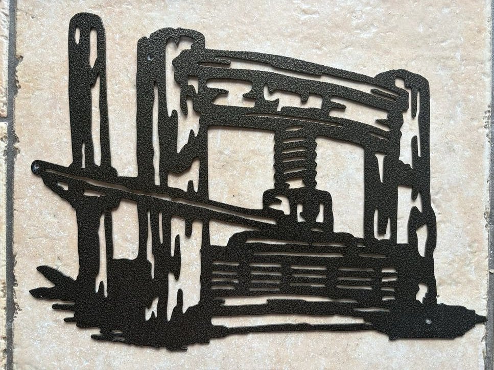 Metalen wanddecoratie wijnpers, Ophalen of Verzenden, Gebruikt, Zwart, Metaal