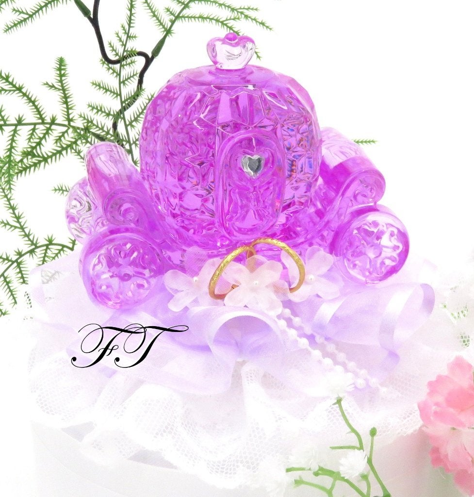 Zeer mooie Azalea kristal koets als taarttopper., Ophalen of Verzenden, Nieuw, Versiering, Geboorte of Huwelijk