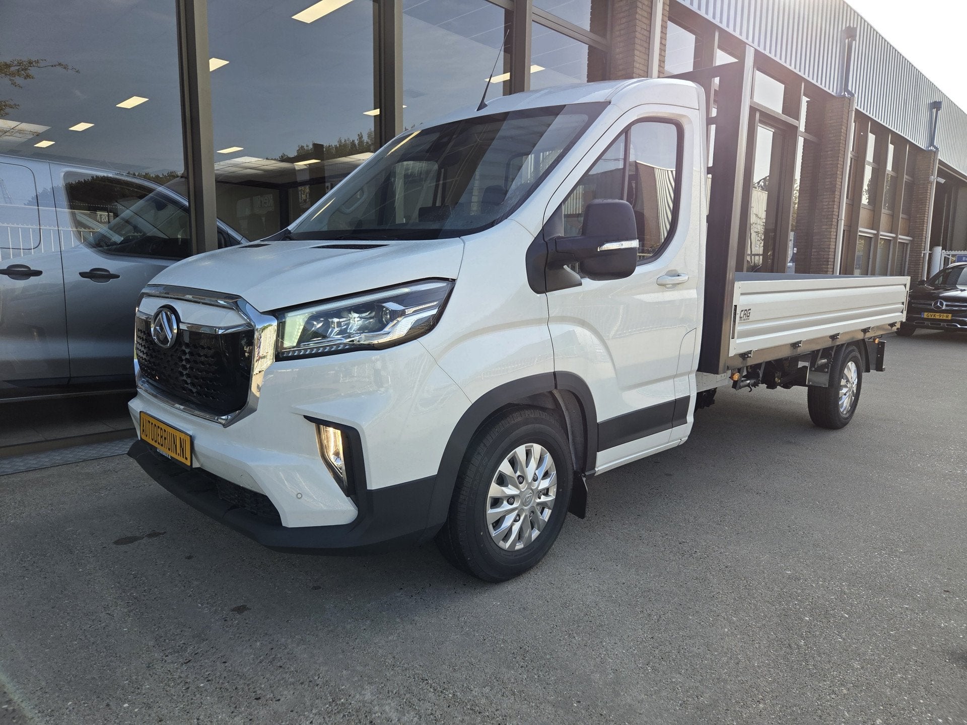 Foto 3 van Maxus eDeliver 9 L4 65 kWh Airco Cruisecontrol Stoelverwarmi