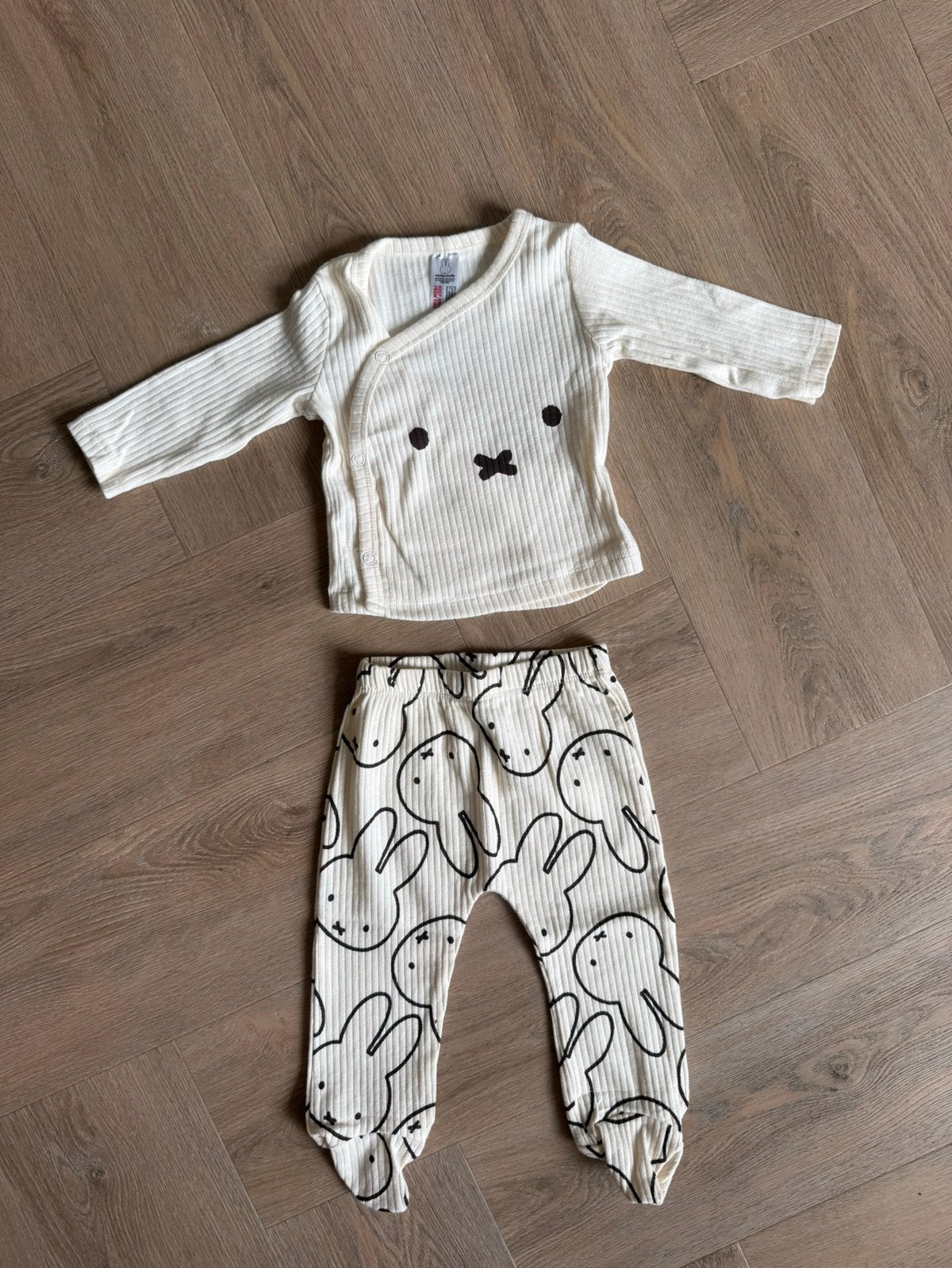 Nijntje meisjes setje maat 62/68, Kinderen en Baby's, Babykleding | Maat 62, Ophalen of Verzenden, Zo goed als nieuw, Meisje, Setje