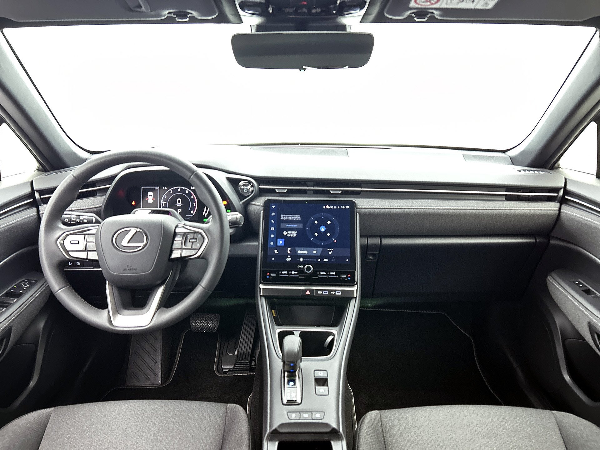 Lexus LBX 2WD + Comfort & Safety Pack | Blindspot Monitor |, Auto's, Gebruikt, Bedrijf, 650 kg, Hybride Elektrisch/Benzine
