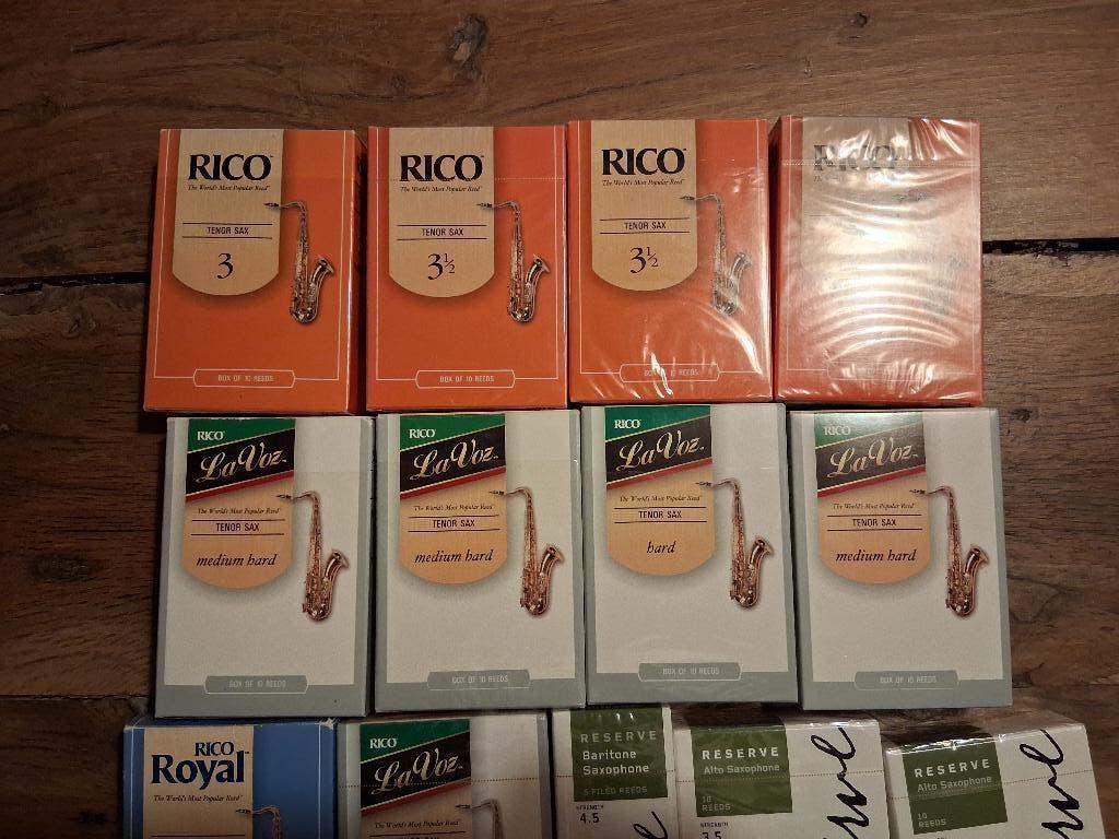 Saxofoon rieten sopraan, alt, tenor en bariton, Muziek en Instrumenten, Ophalen, Nieuw, Saxofoon