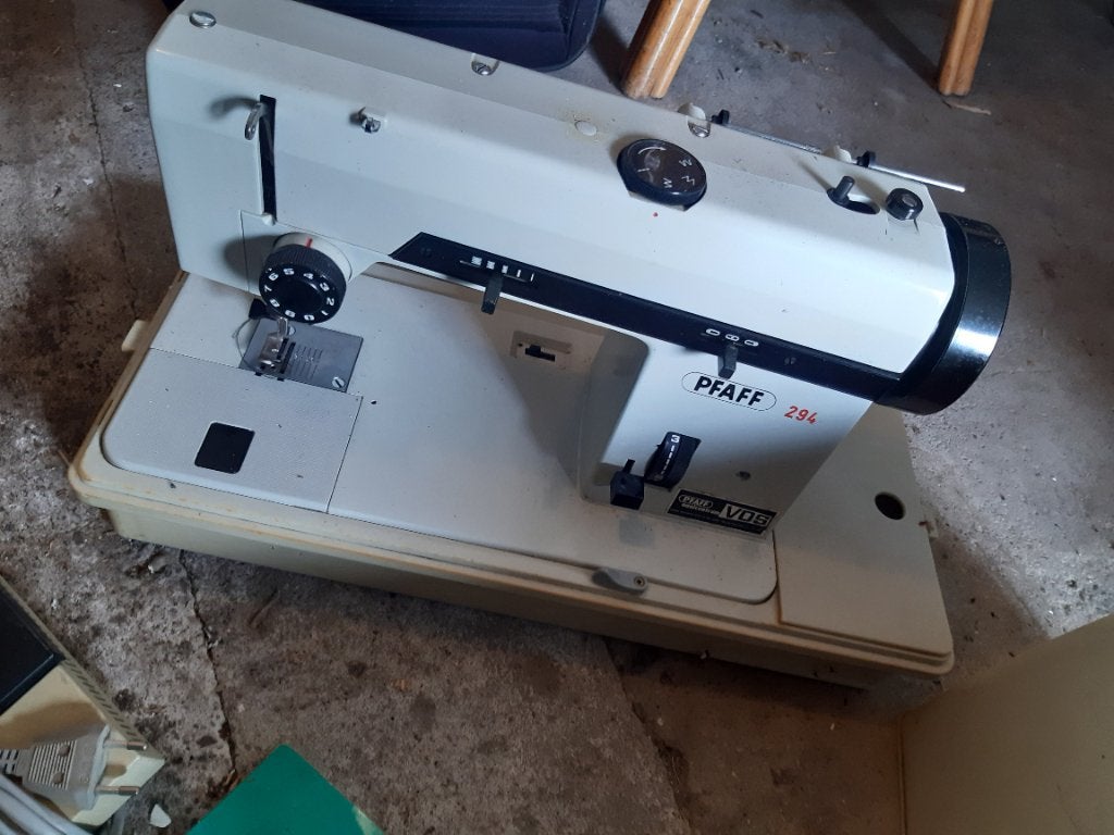 Naaimachine pfaff, Hobby en Vrije tijd, Naaimachines en Toebehoren, Ophalen, Gebruikt, Naaimachine, Pfaff