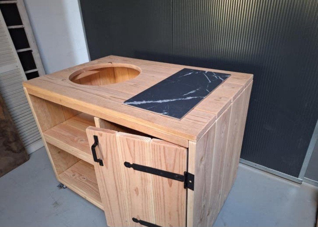 Douglas buitenkeuken Kamado basterd Green Egg
Pizza oven
?, Ophalen