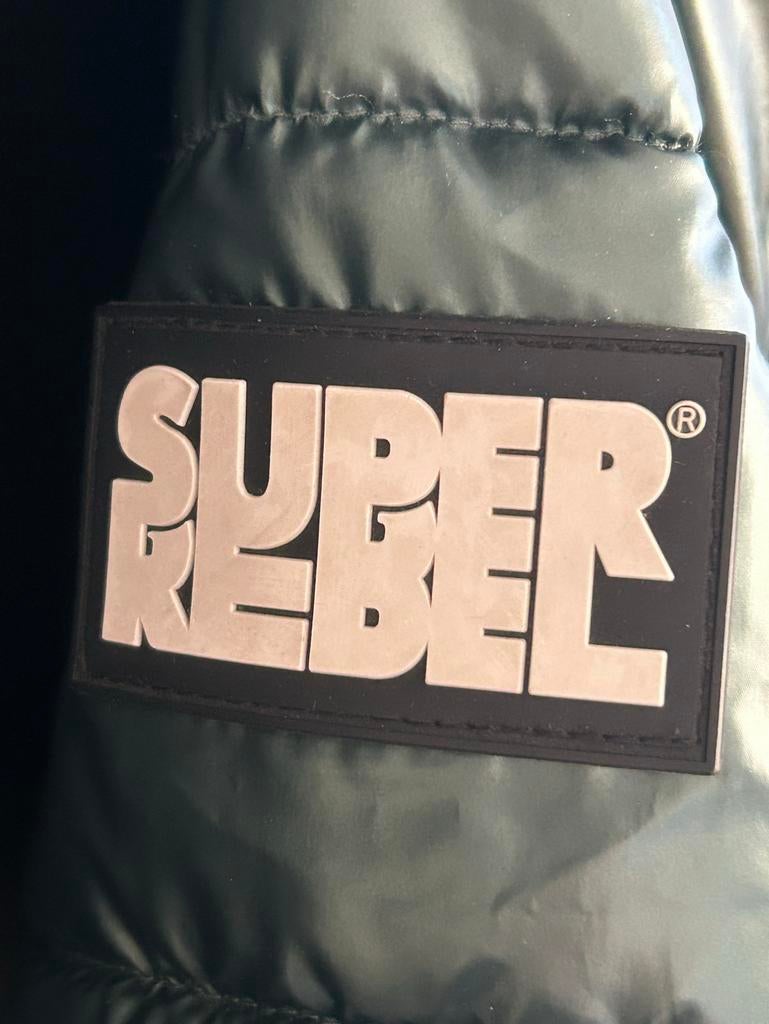 SUPERREBEL Metallic Groen Donsjack Maat 164, Ophalen of Verzenden, Gebruikt, Jongen of Meisje, Jas