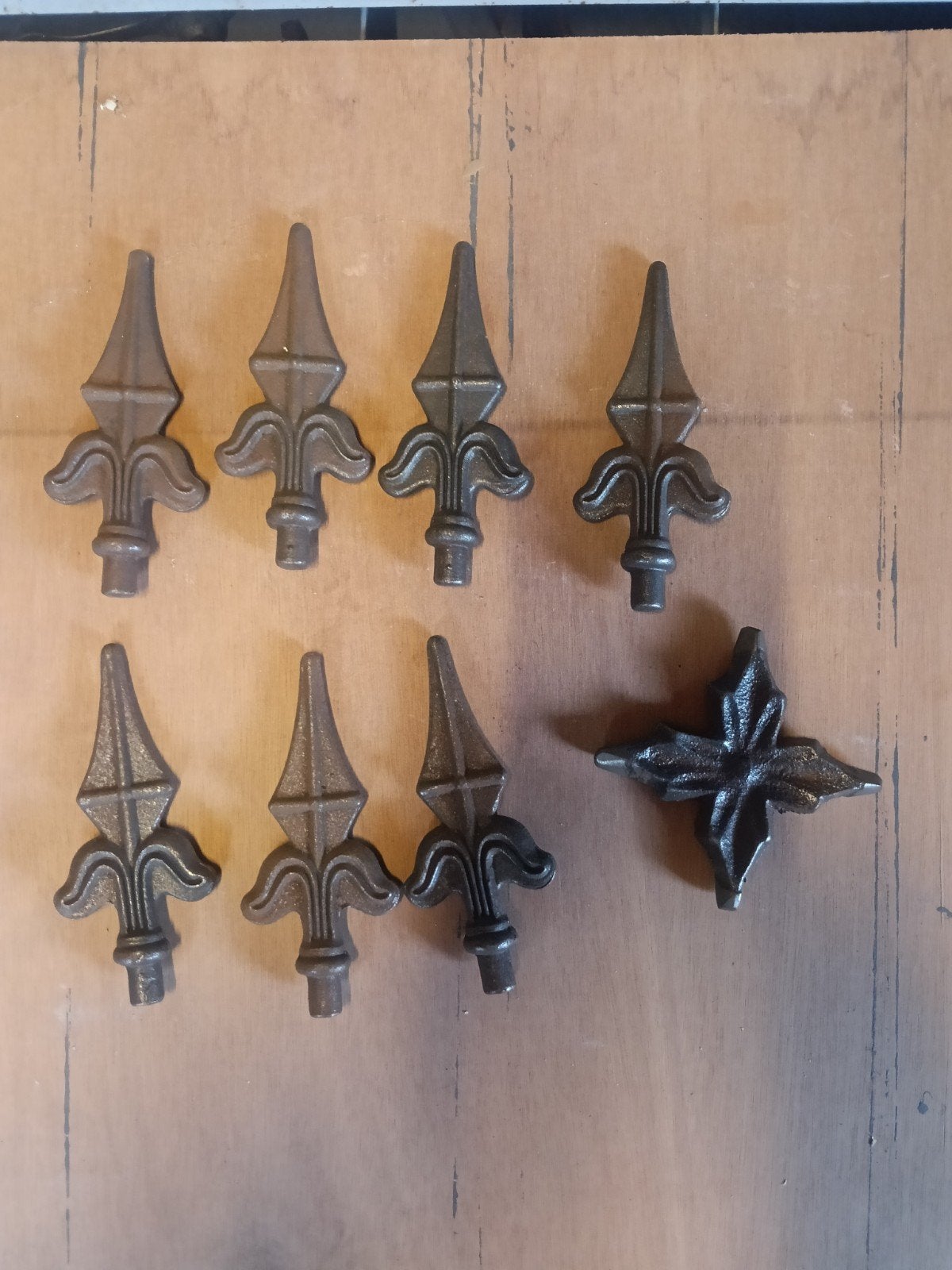 Sierlijke hekwerkpunten en ornamenten (7 stuks), Ophalen of Verzenden, Nieuw, IJzer, Sierhekwerk