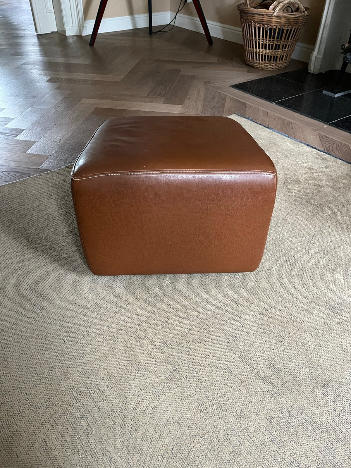 Label Longa Hocker - Bruin Leer - 45x58 cm, Ophalen, Minder dan 50 cm, Gebruikt, 50 tot 75 cm
