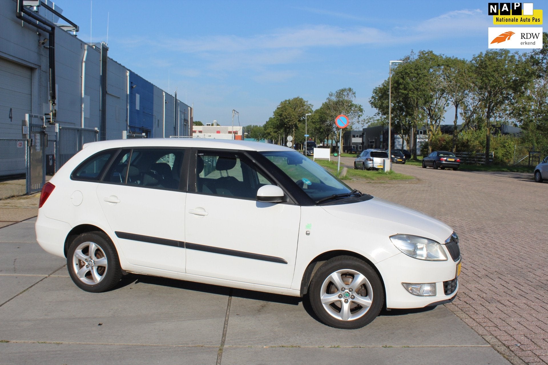 Skoda Fabia Combi 1.2 TDI Greenline airco distr rec trekhaak, Auto's, Voorwielaandrijving, Euro 5, 1199 cc, Wit