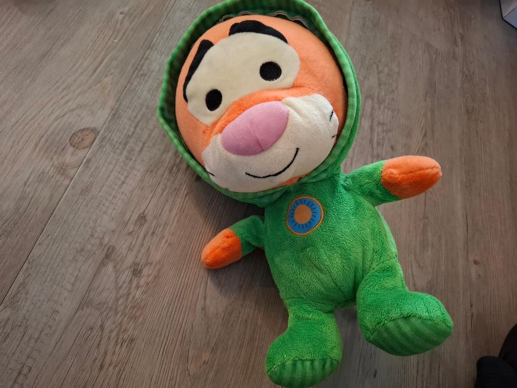 Knuffel - Teigetje in groene hoodie Disney, Kinderen en Baby's, Speelgoed | Knuffels en Pluche, Gebruikt, Overige typen, Disney