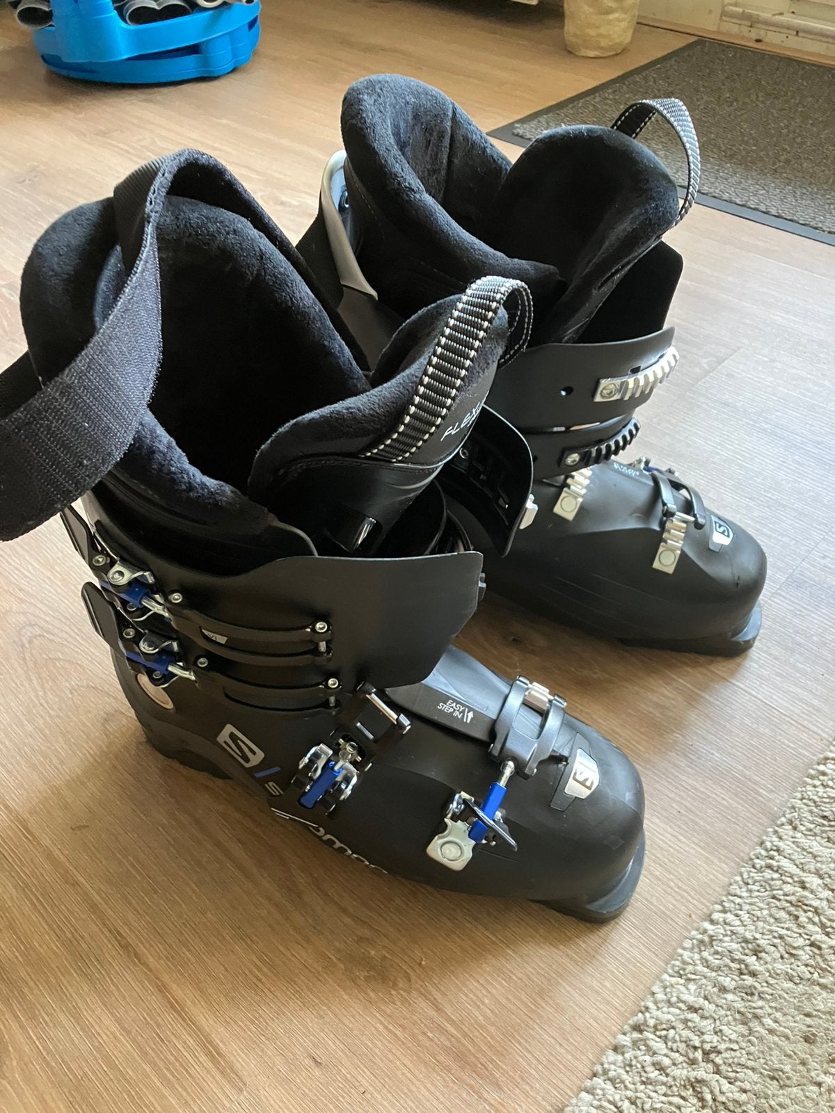 Salomon skischoenen maat 29(44), Sport en Fitness, Skiën en Langlaufen, 160 tot 180 cm, Schoenen, Zo goed als nieuw, Skiën