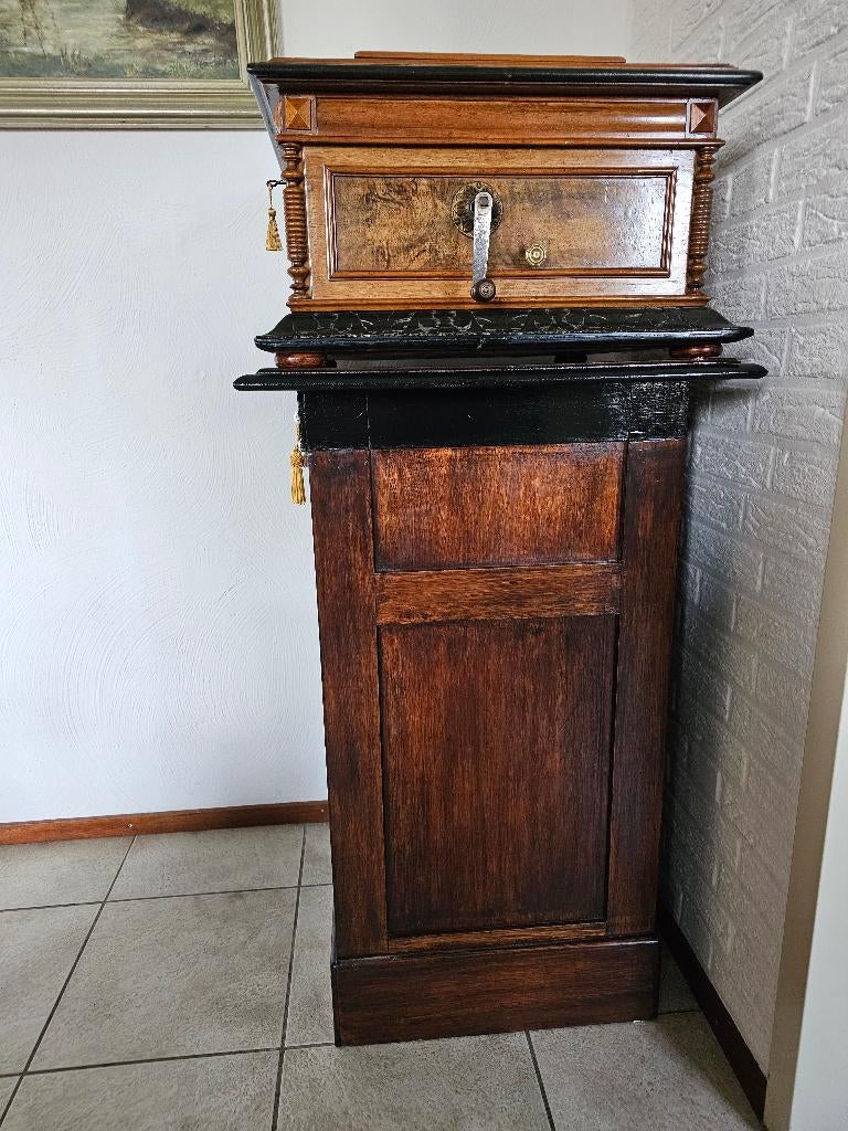 Polyphon Dubbelelkam Speeldoos met 64 Platen, Ophalen