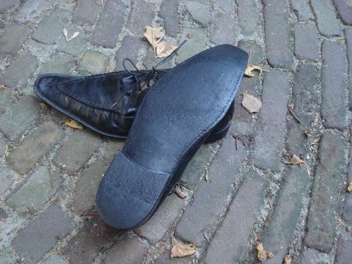 GRATIS VERZENDEN ZWARTE ROCK EN ROLL LEREN  PUNTSCHOENEN 42, Verzenden, Zwart, Zo goed als nieuw, Veterschoenen