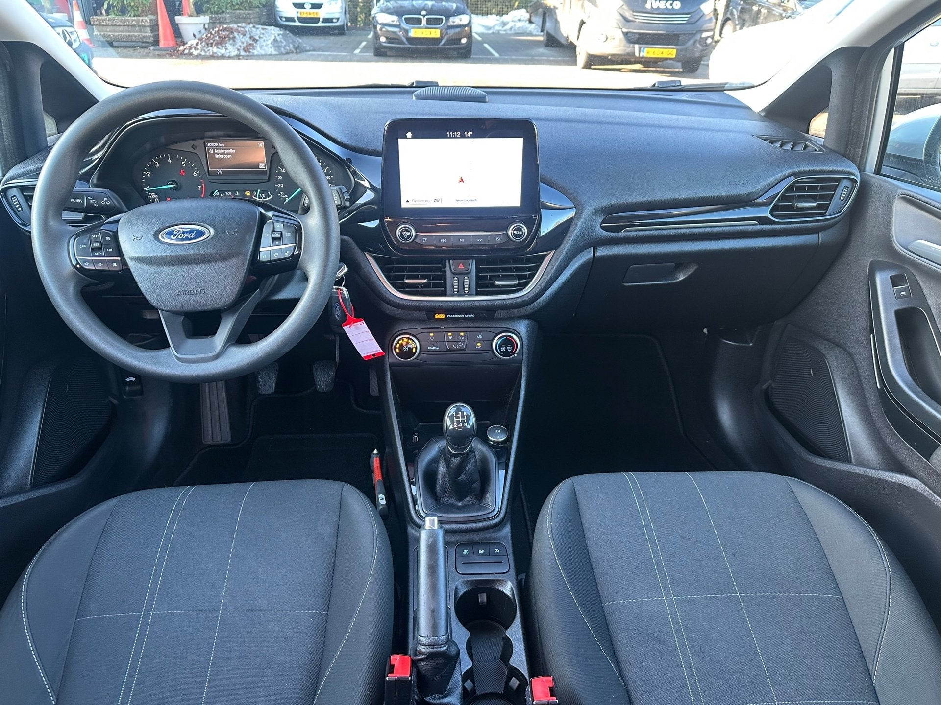 Foto 7 van Ford Fiesta 1.1 Trend , navigatie , airco