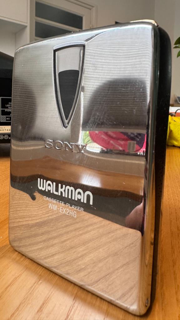 Sony Walkman WM-EX2HG Cassettespeler met oplader, Ophalen of Verzenden, Walkman