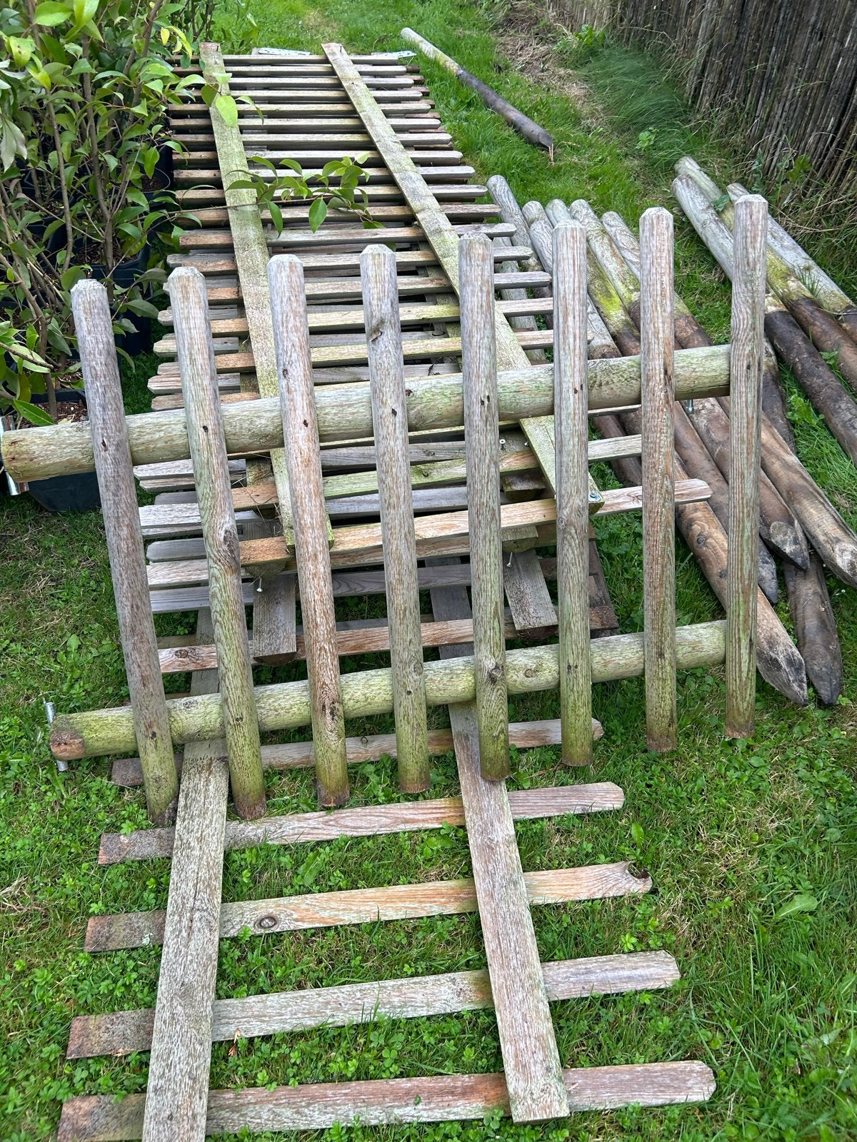 Houten tuinhek en palen - Gebruikt, Ophalen, Gebruikt, Hout, Tuinhek