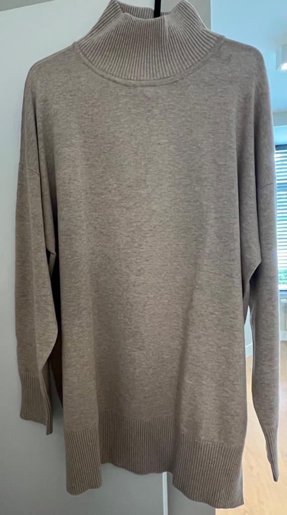 Trui van Repeat - nog nieuw, Kleding | Dames, Ophalen of Verzenden, Nieuw, Maat 42/44 (L), Beige