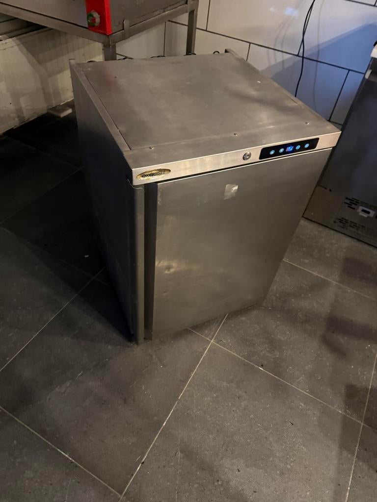 Exquisit rvs vrieskast vriezer tafel model horeca, Witgoed en Apparatuur, Vriezers en Diepvrieskisten, Ophalen, Gebruikt