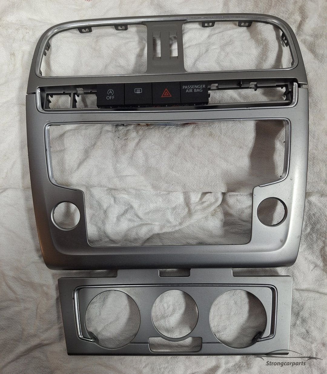 Inleg sierstrip rondom radio kachel bediening VW Polo 6C, Gebruikt, -, Volkswagen, -