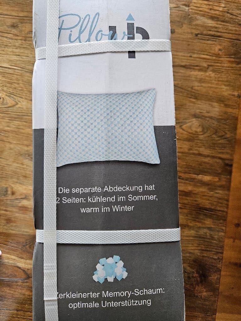 Hoofdkussens  Pillow-Up nieuw 25 euro (2 stuks), Schuim, Wit, Nieuw, Ophalen of Verzenden