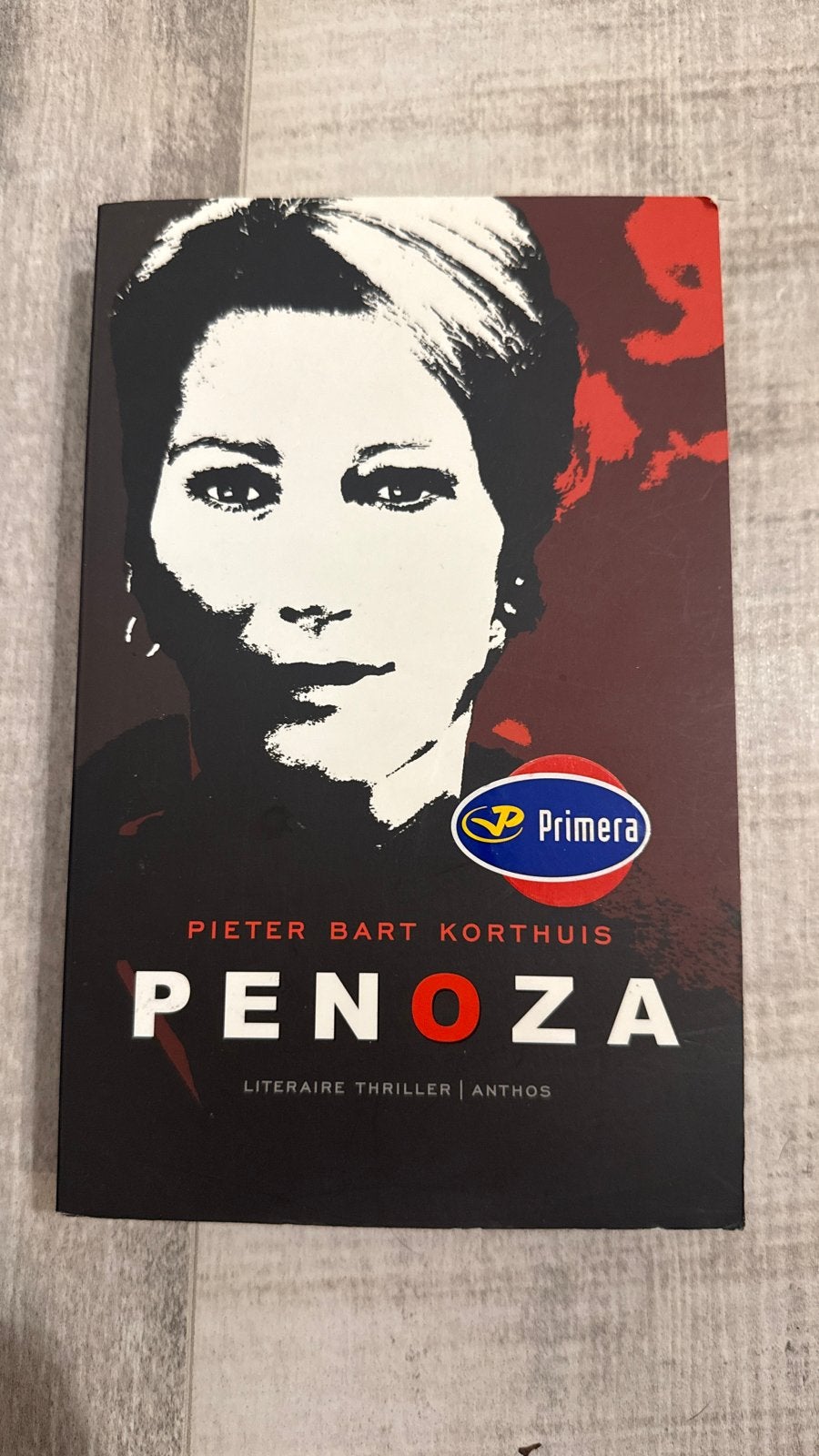 Penoza - Literair Thriller door Pieter Bart Korthuis, Boeken, Ophalen of Verzenden, Zo goed als nieuw, Nederland