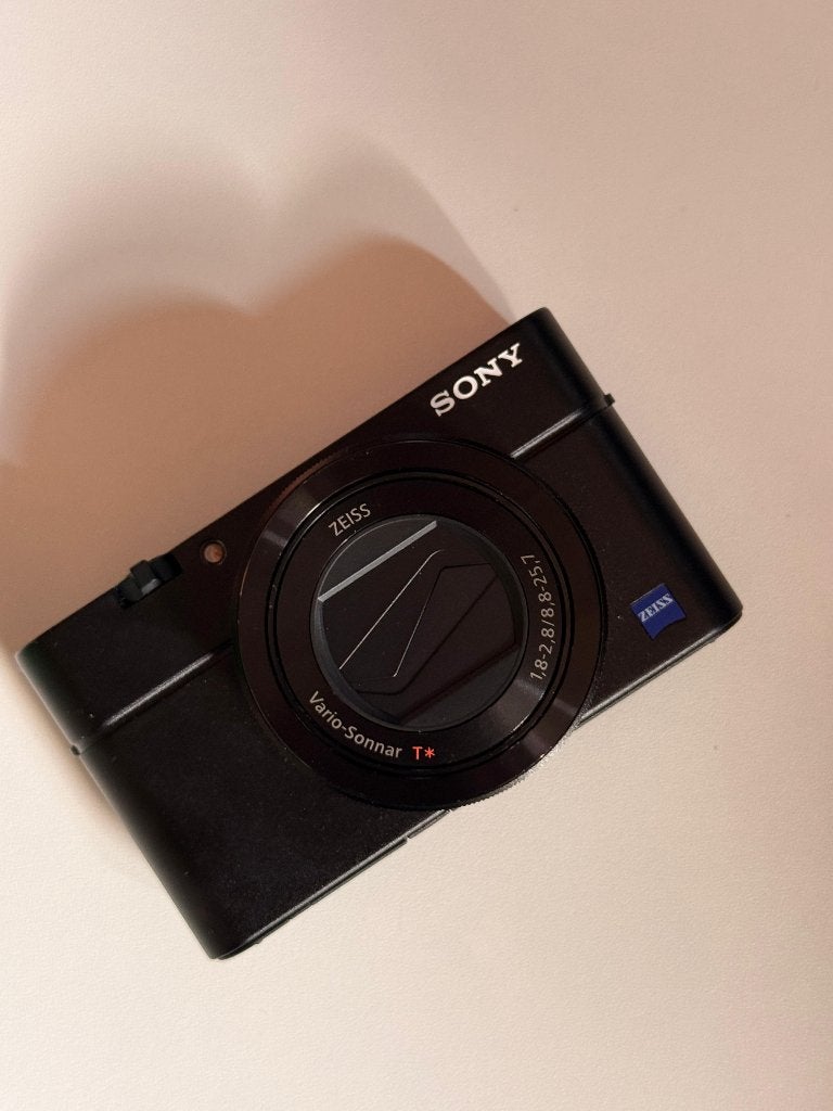 Sony RX100 III – Zo goed als nieuw, Audio, Tv en Foto, Fotocamera's Digitaal, Compact, Nieuw, Sony, Minder dan 4 keer