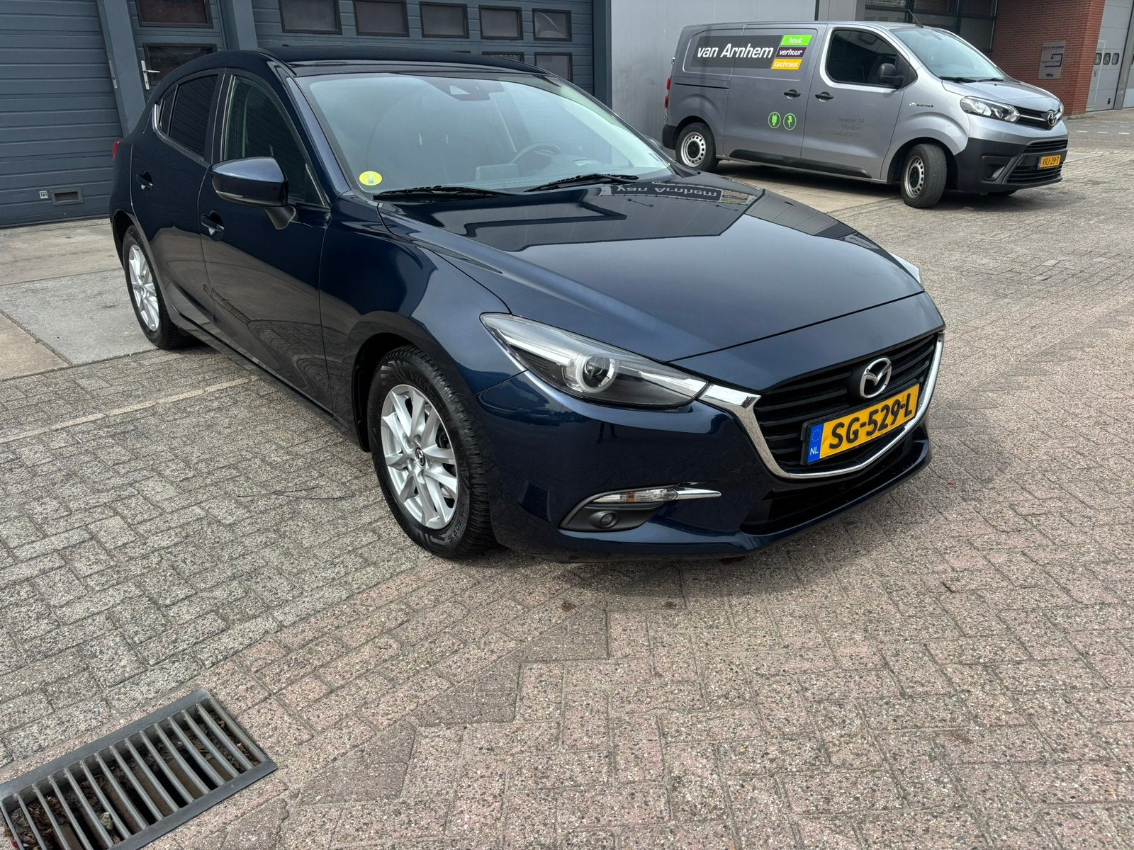Mazda 3 Skyactiv-d 150 pk 2018 Blauw, Auto's, Mazda, Voorwielaandrijving, 4 cilinders, Origineel Nederlands, 140 €/maand
