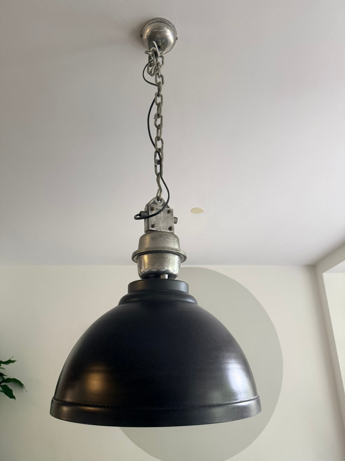 2 stuks lamp Industrieel, Huis en Inrichting, Lampen | Hanglampen, Ophalen, Zo goed als nieuw