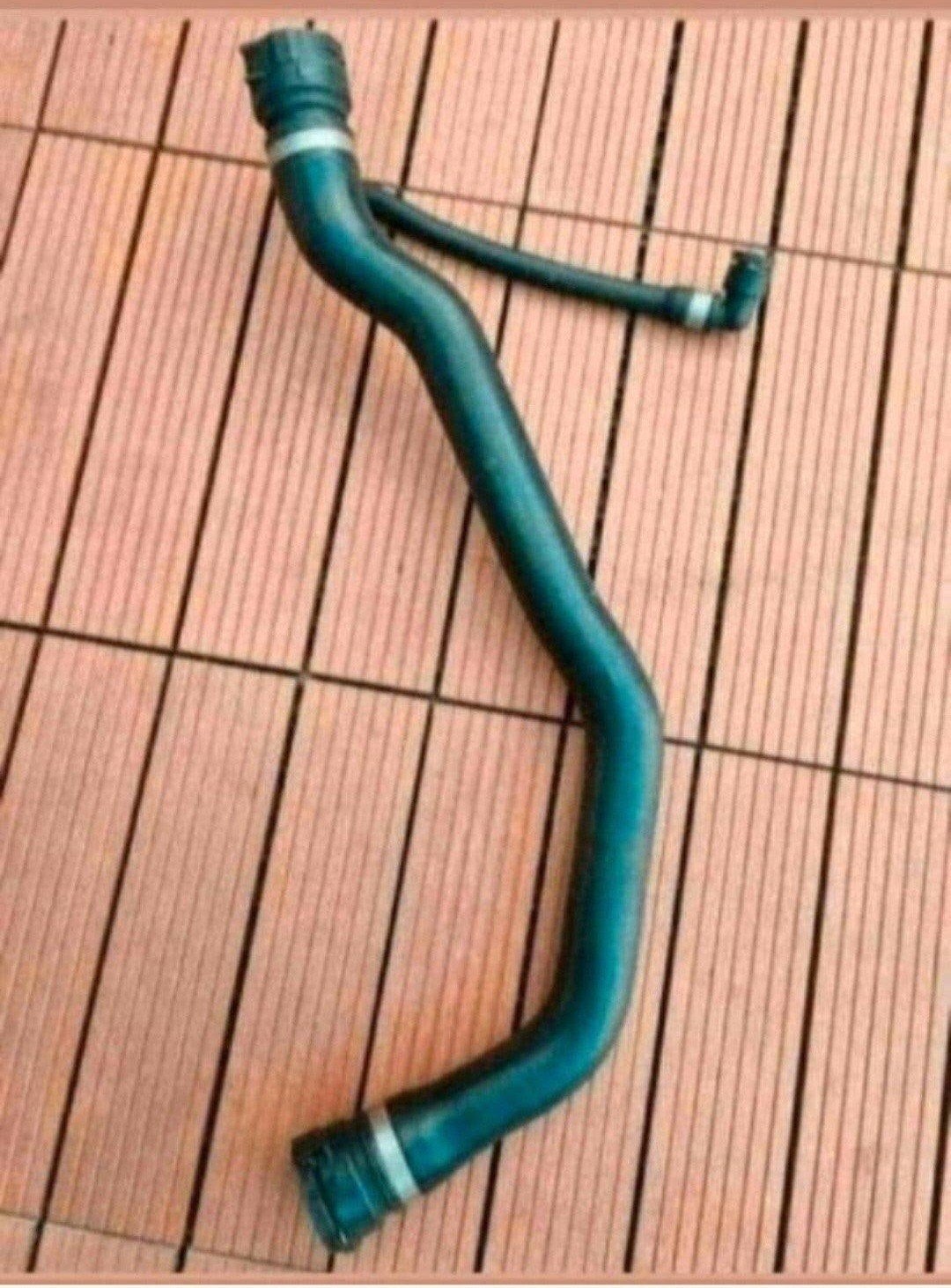 SLANG BOVENSTE RADIATOR BMW E90 E91 E92 E93 330D 325D, Ophalen of Verzenden