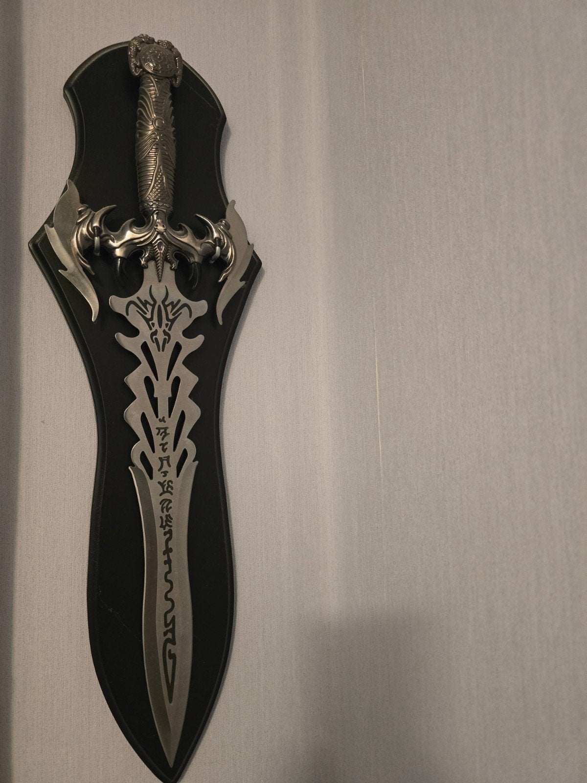 Decoratief zwaard met wandhouder - Fantasy stijl, Verzamelen, Ophalen of Verzenden, Gebruikt