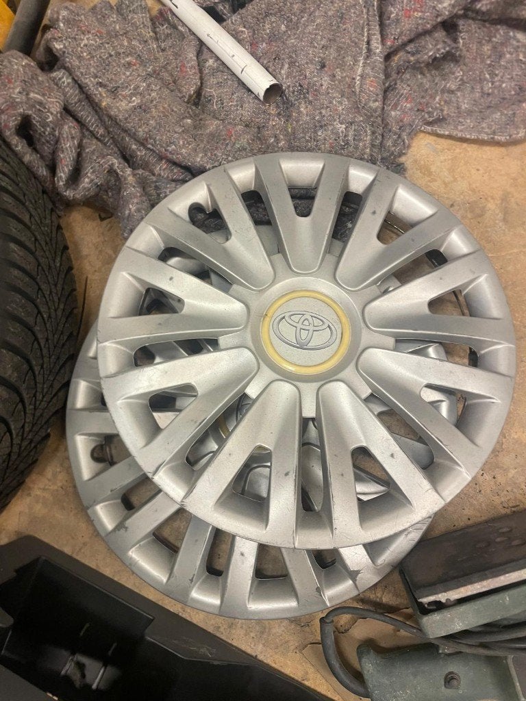 2x Aygo wieldoppen 14 inch, Ophalen of Verzenden, Gebruikt