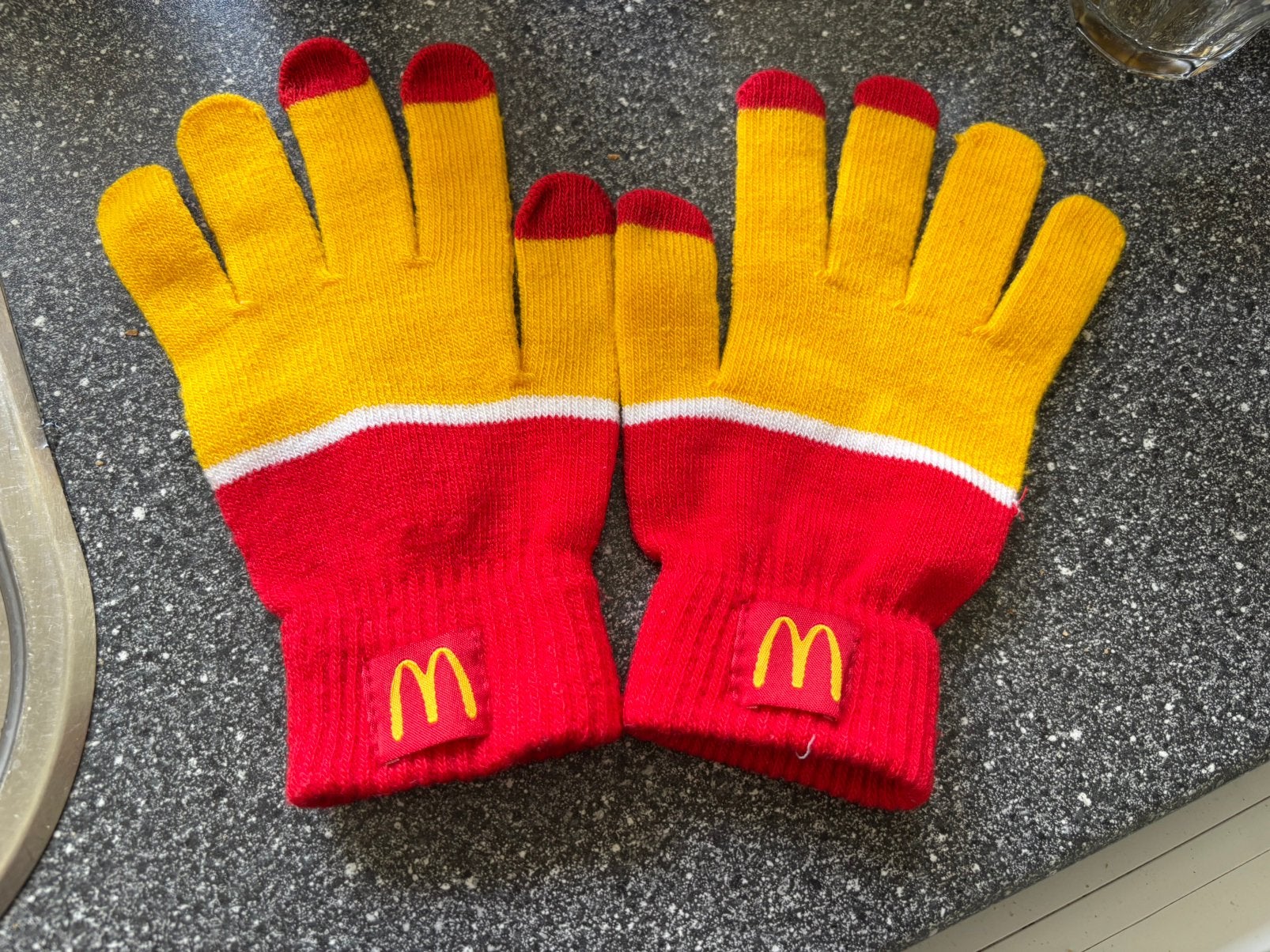 Mcdonald’s handschoenen, Ophalen of Verzenden, Gedragen, Handschoenen