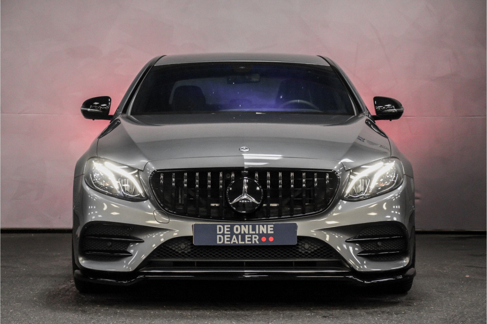 Mercedes-Benz E-Klasse 200 AMG Night Edition |20inch|Carplay, Auto's, Automaat, Achterwielaandrijving, Gebruikt, Euro 6