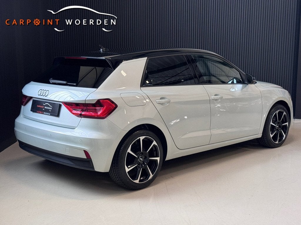 Audi A1 Sportback 25 TFSI Advanced edition | LED | CARPLAY |, Stof, Zwart, 95 pk, 1100 kg
